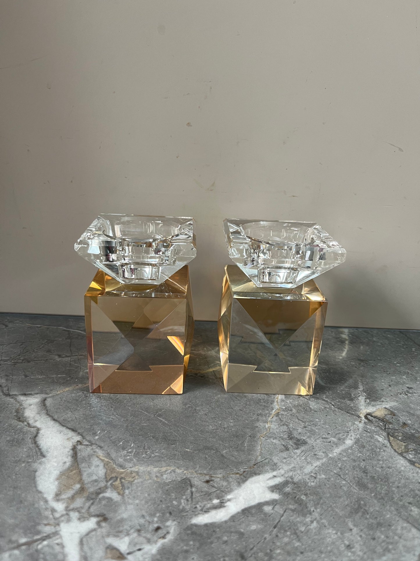 זוג פמוטי קריסטל זהב